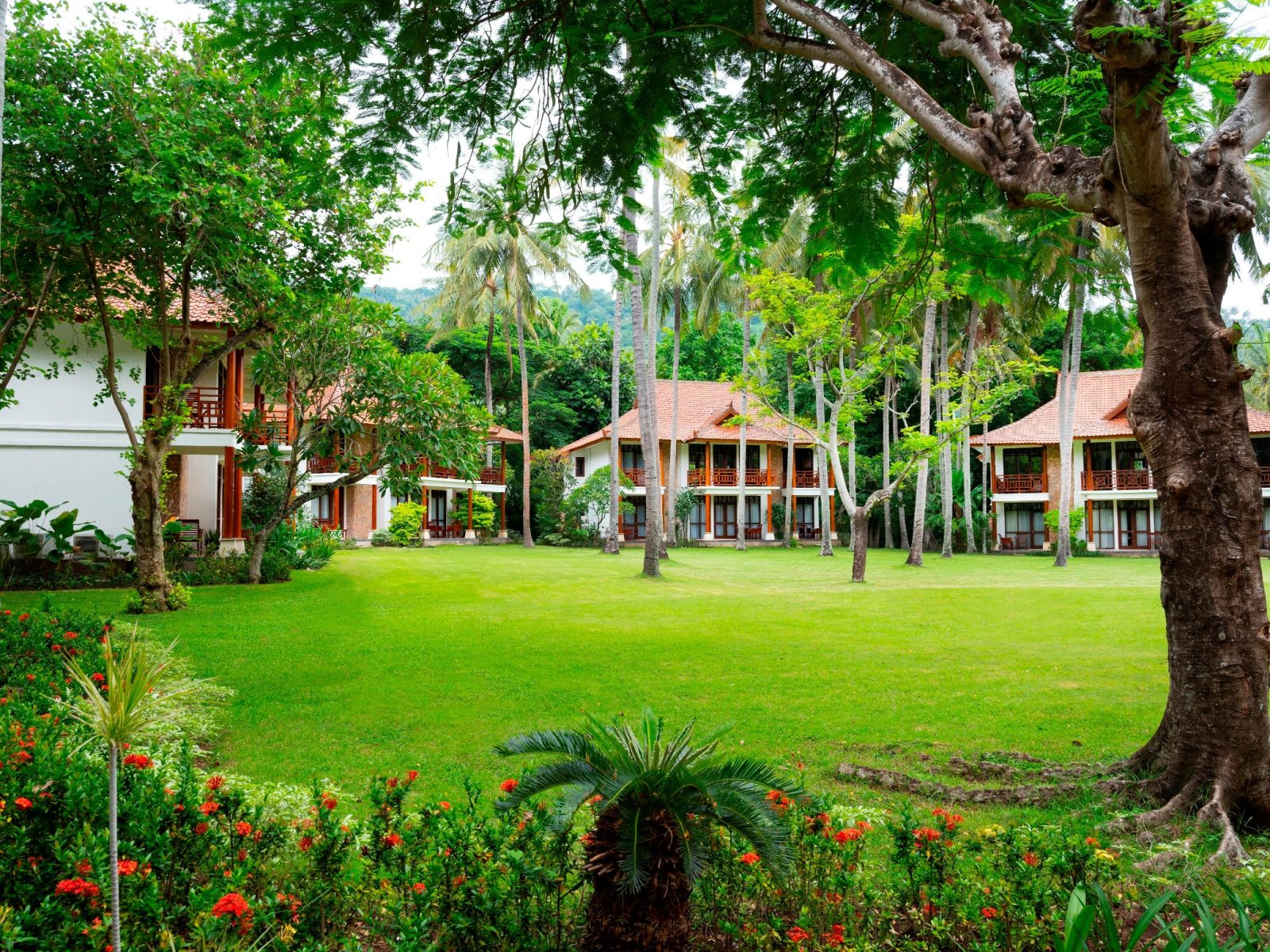 Mangsit Suites By Holiday Resort Lombok