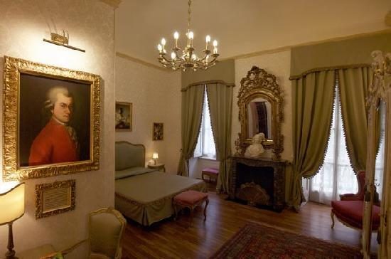 dogana vecchia hotel turin
