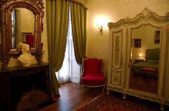 dogana vecchia hotel turin