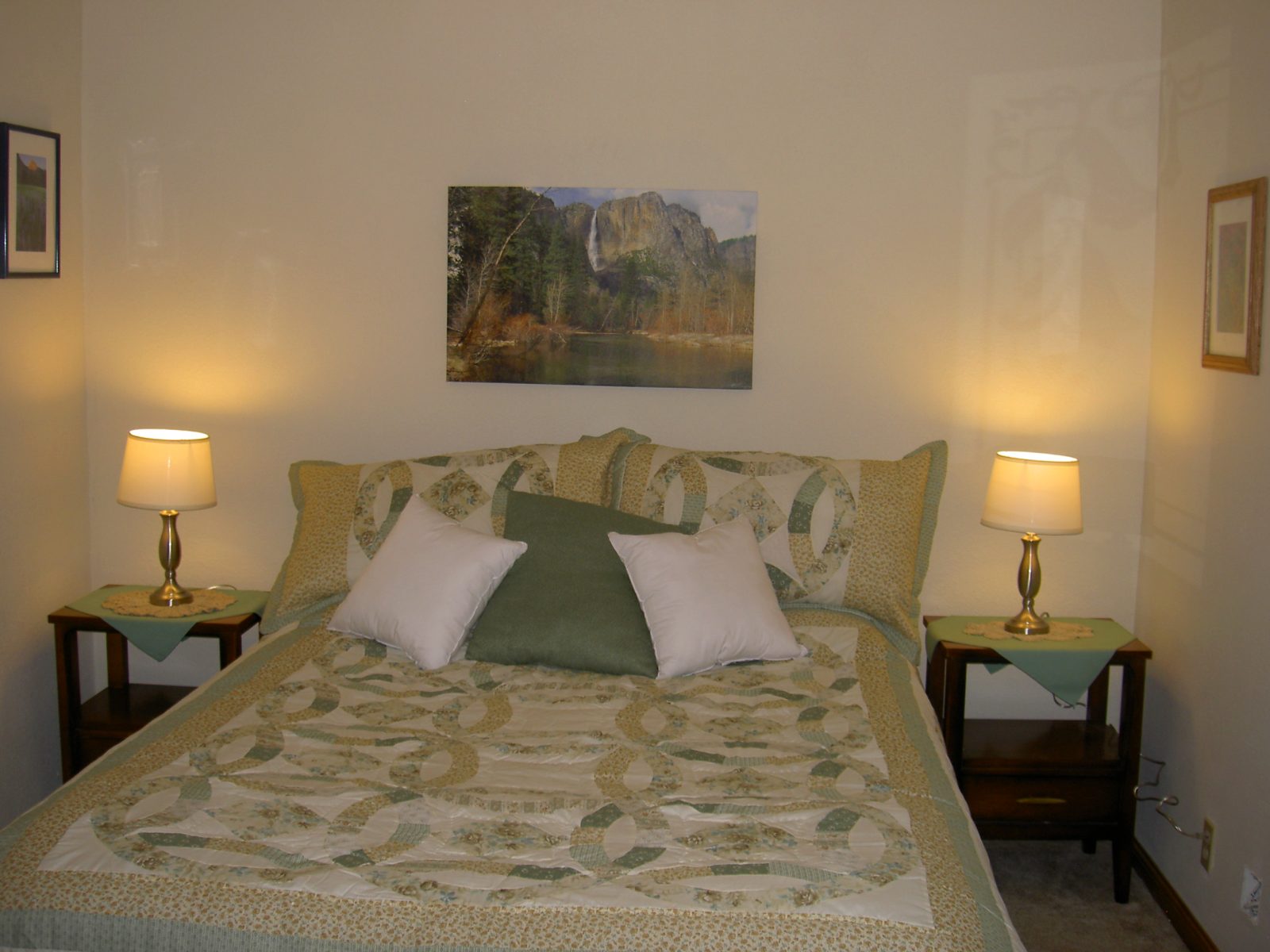 Yosemite Nights Bed & Breakfast