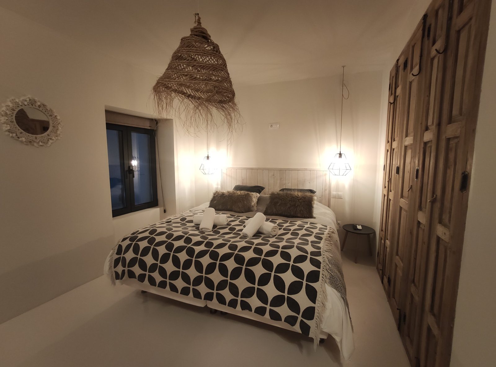 Ronda Center Apartments with Pool