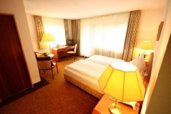 flora hotel stuttgart
