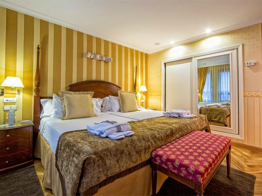 melia santiago de compostela