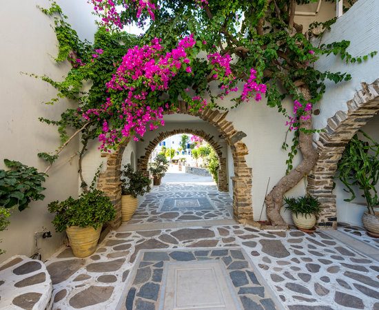 iria beach art naxos