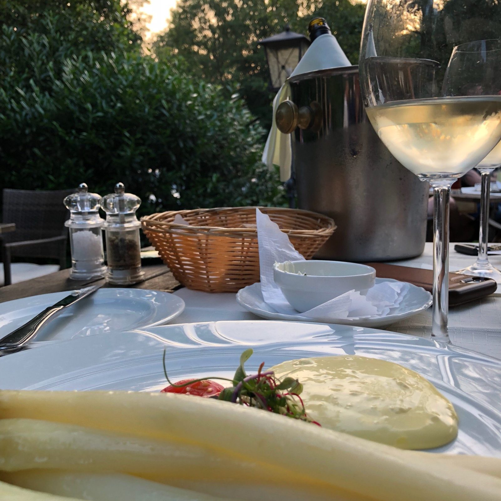 Wald Cafe Hotel