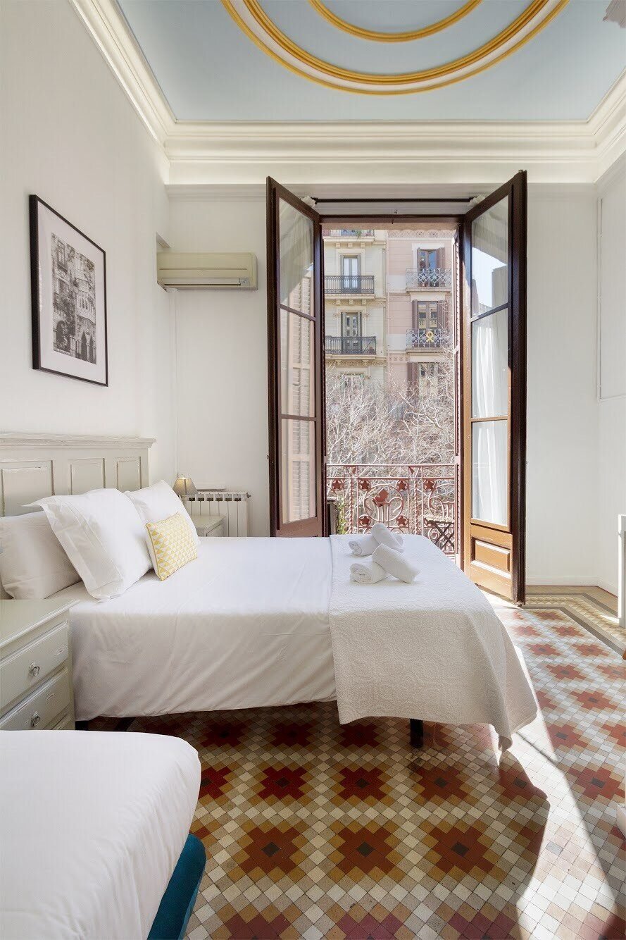 hostal girona hotel barcelona