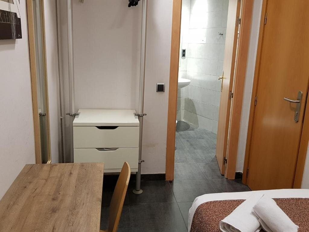 hostal levante hotel barcelona