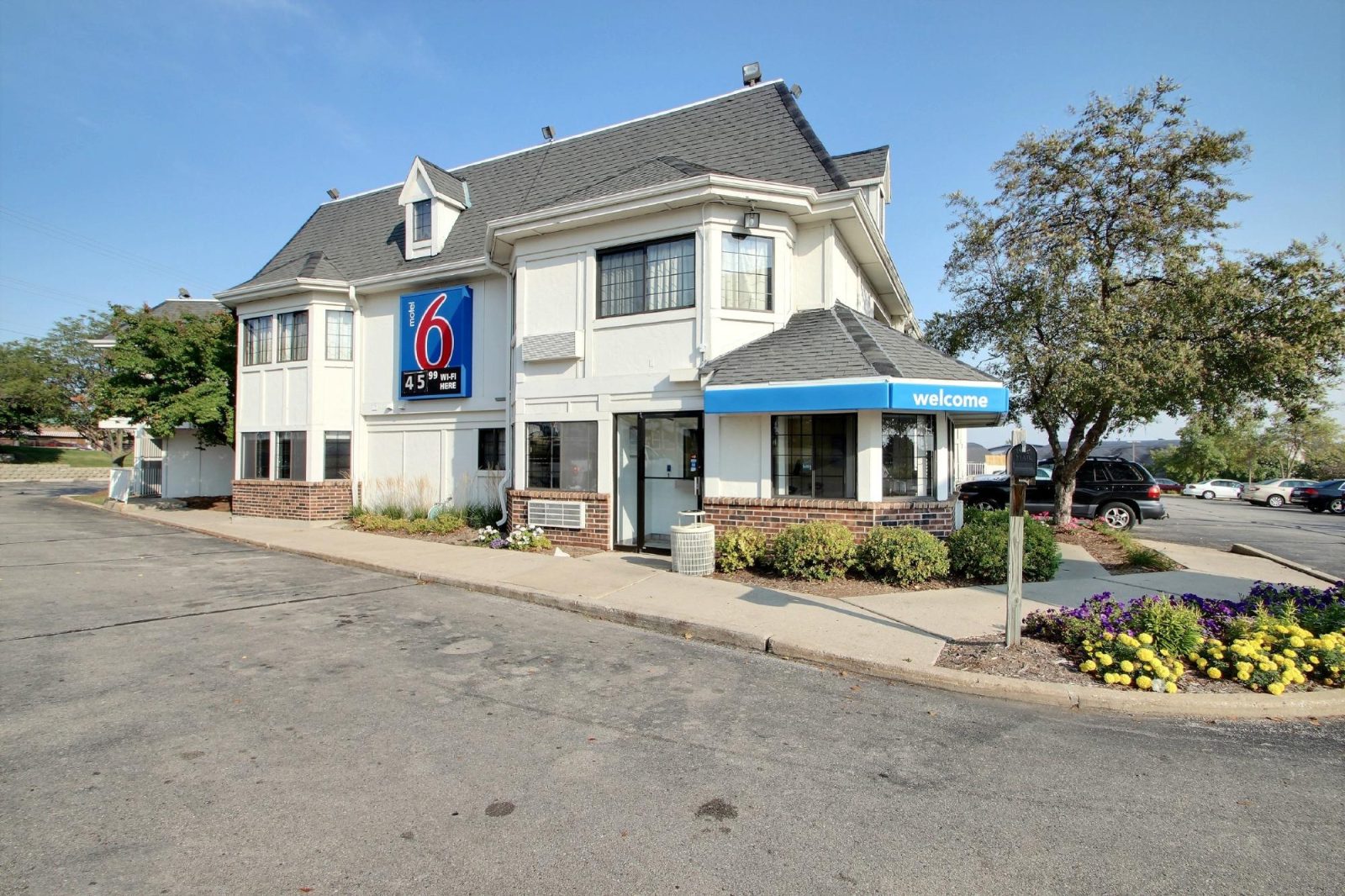 brookfield motel 6