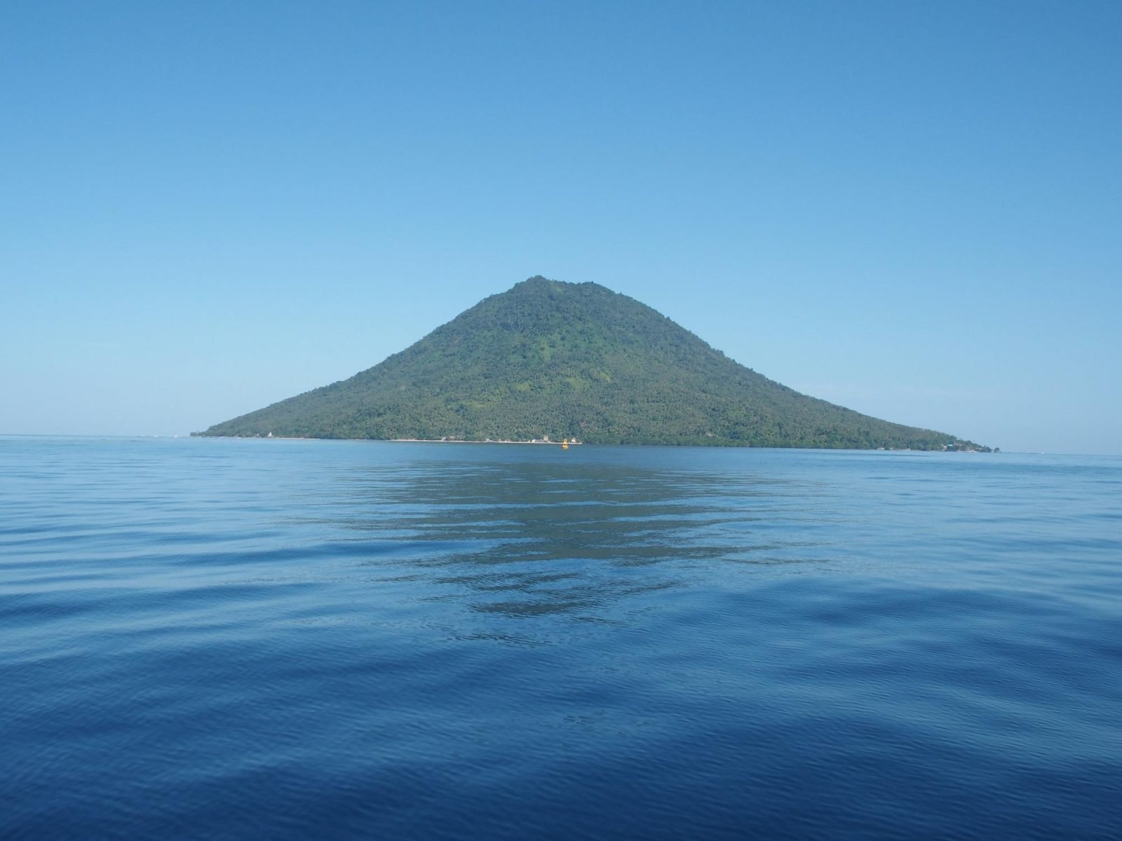 Mamaling Resort Bunaken