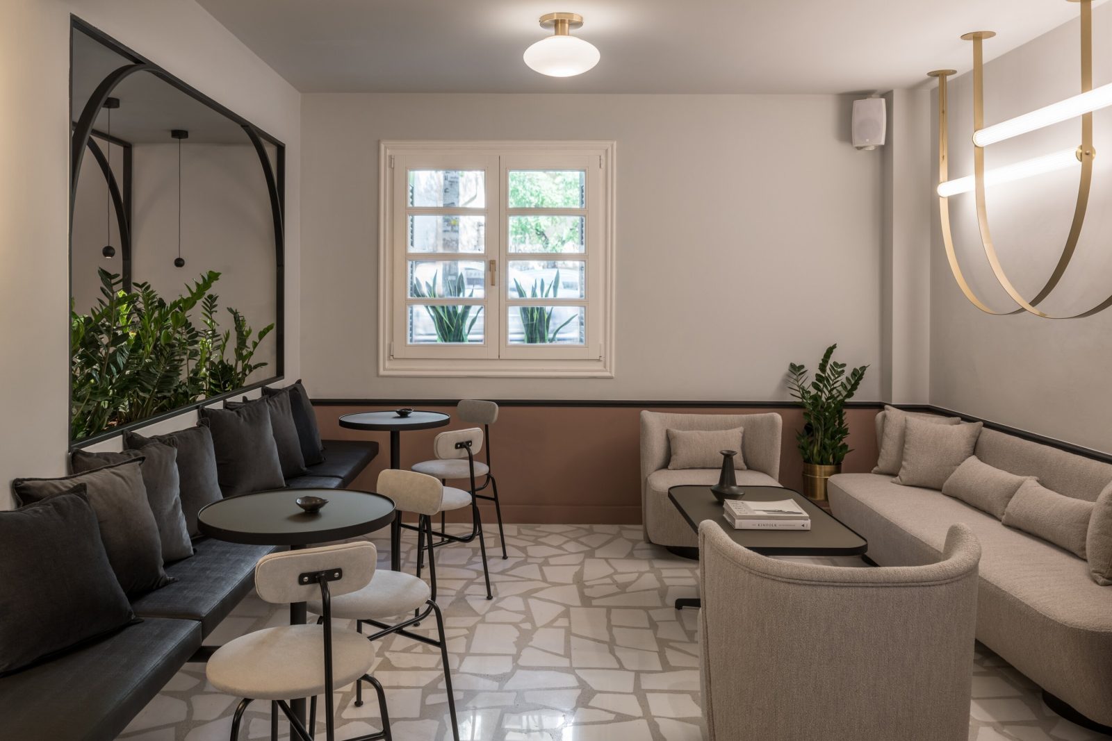 72 AD Suites Thessaloniki