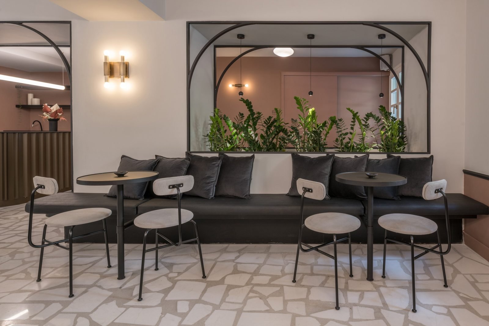 72 AD Suites Thessaloniki