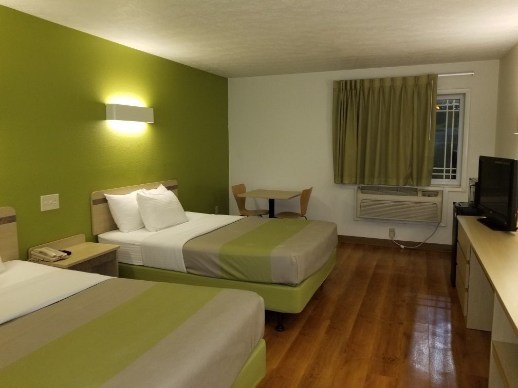 motel 6 coraopolis