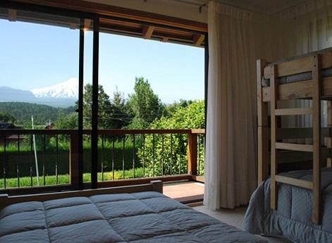 Frontera Pucon Hostel B&B