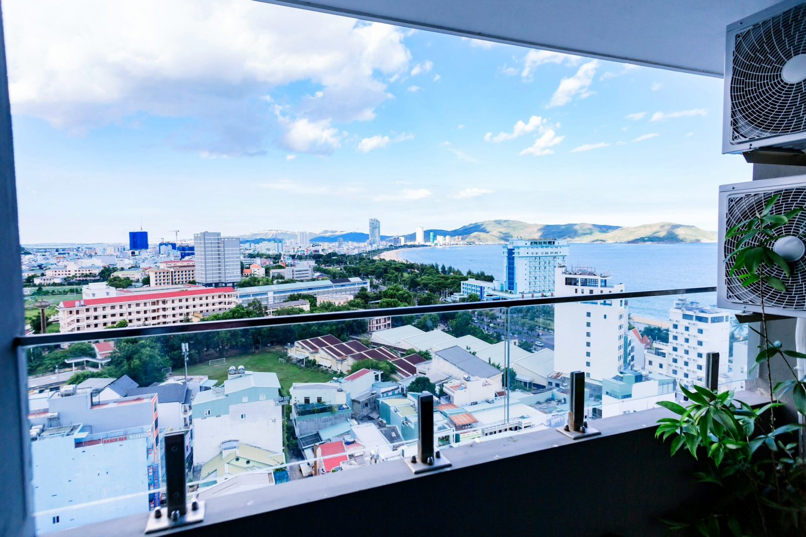 FLC Sear Tower Quy Nhon Condotel - Chang House
