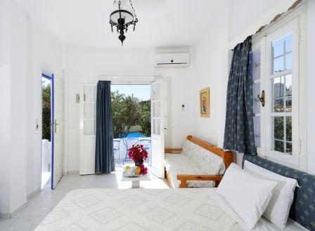 melina hotel fira