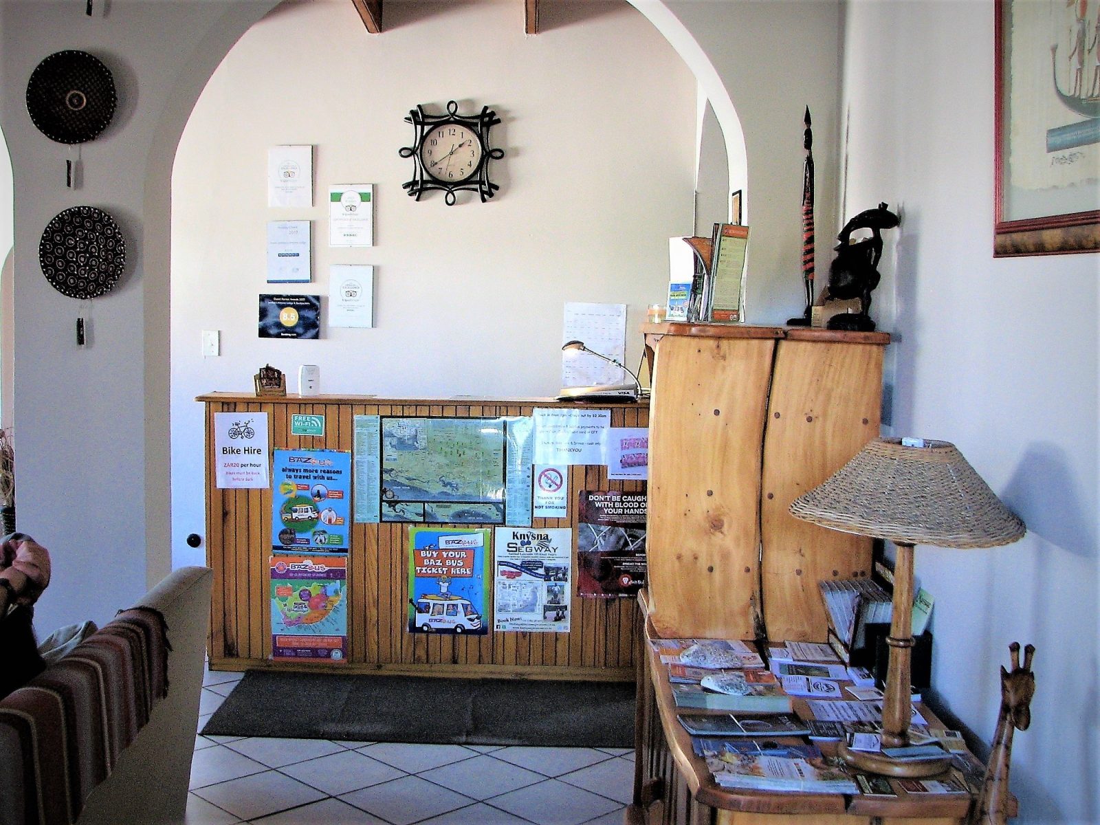 Jembjos Knysna Lodge & Backpackers