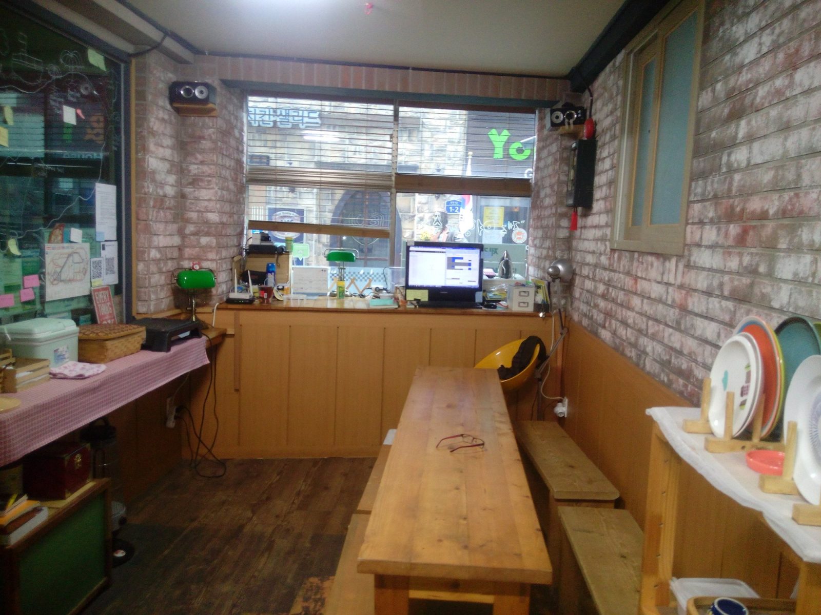 Backpackers in Jeju
