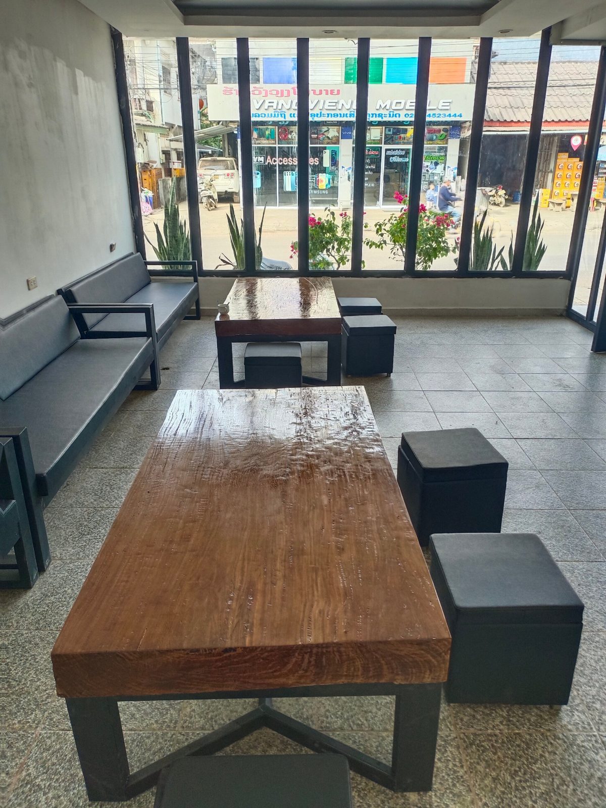 Vang Vieng Trendy Hotel