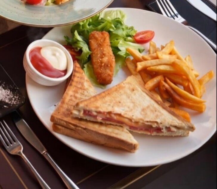 West Inn Hotel Baku