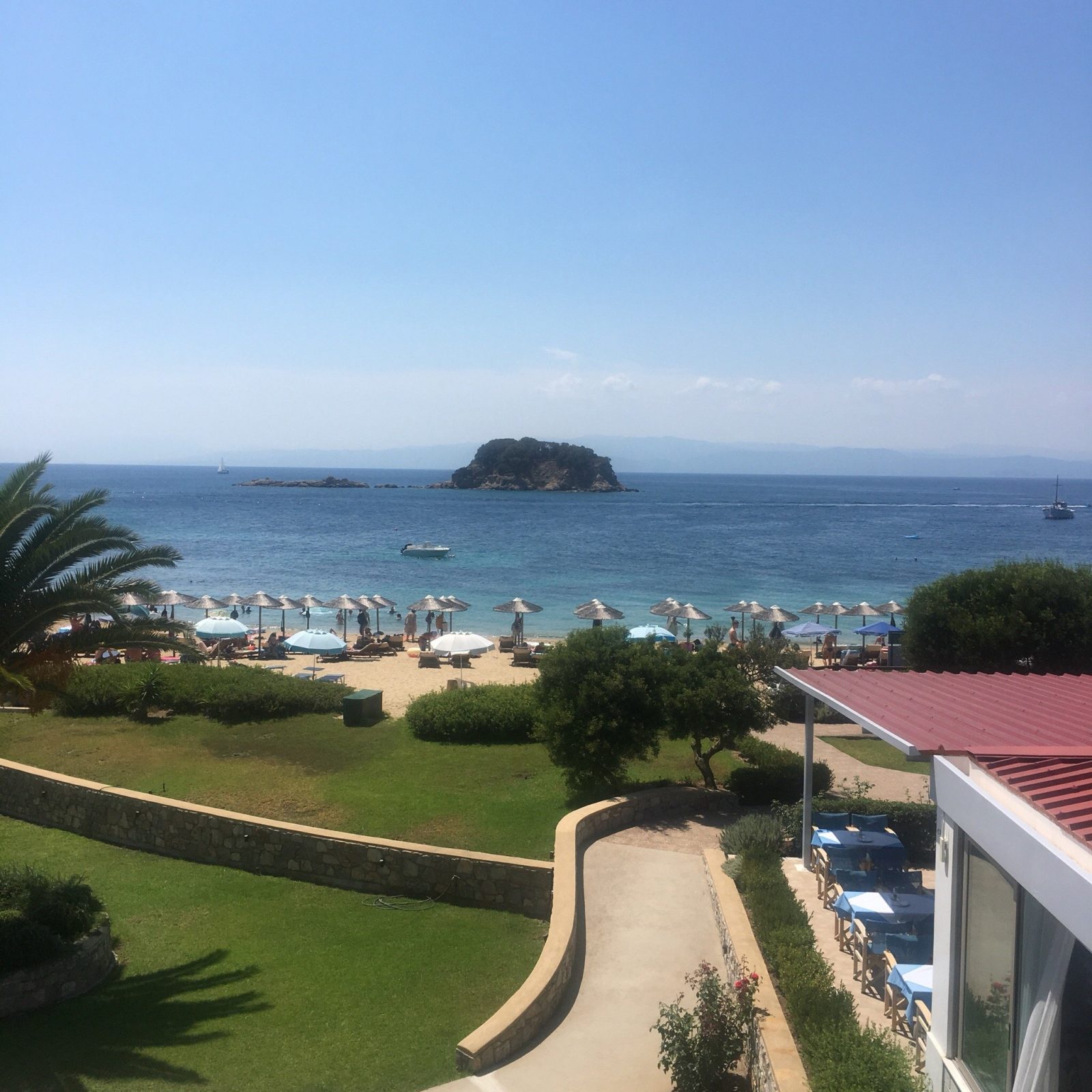 Troulos Bay Hotel