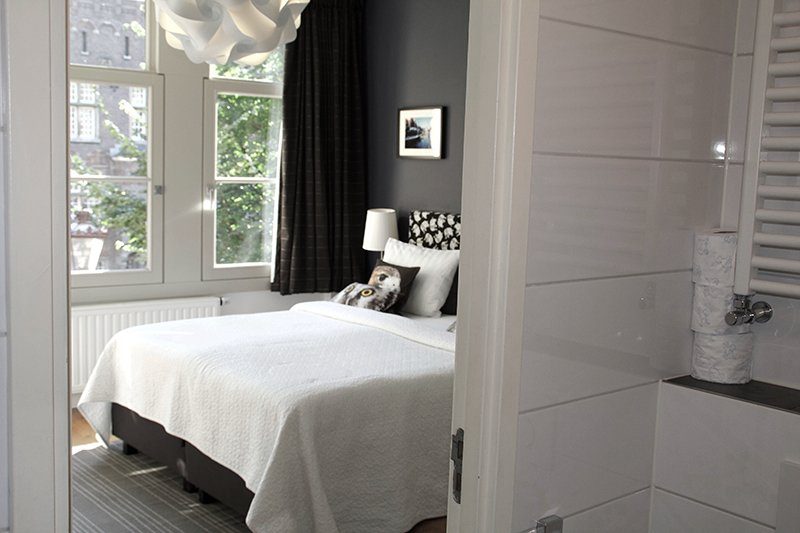 Velvet Amsterdam Bed and Breakfast