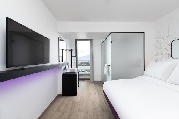 Yotel Geneva Lake