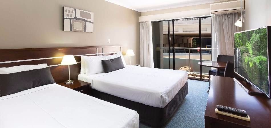 riverside hotel brisbane