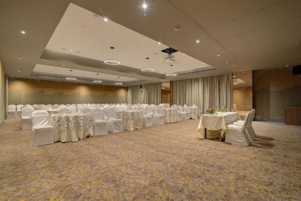 7 Apple Hotel Pratap Nagar, Jaipur