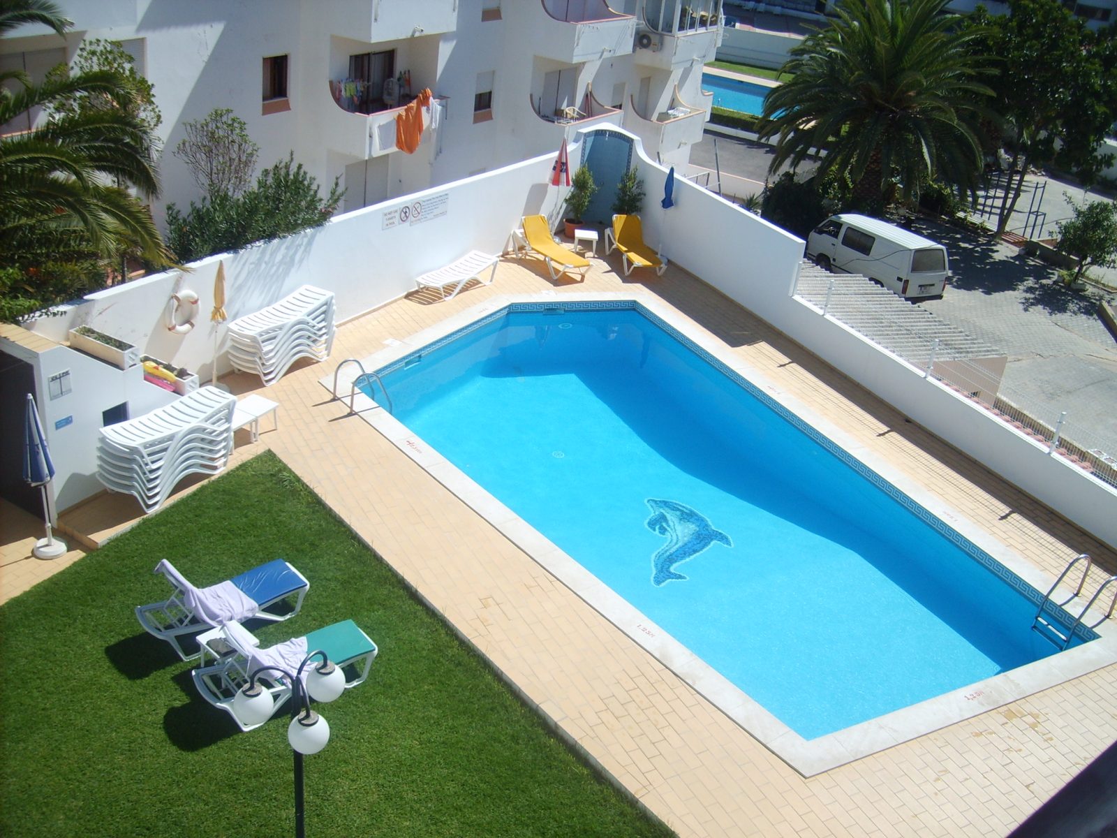 Carruna Apartments