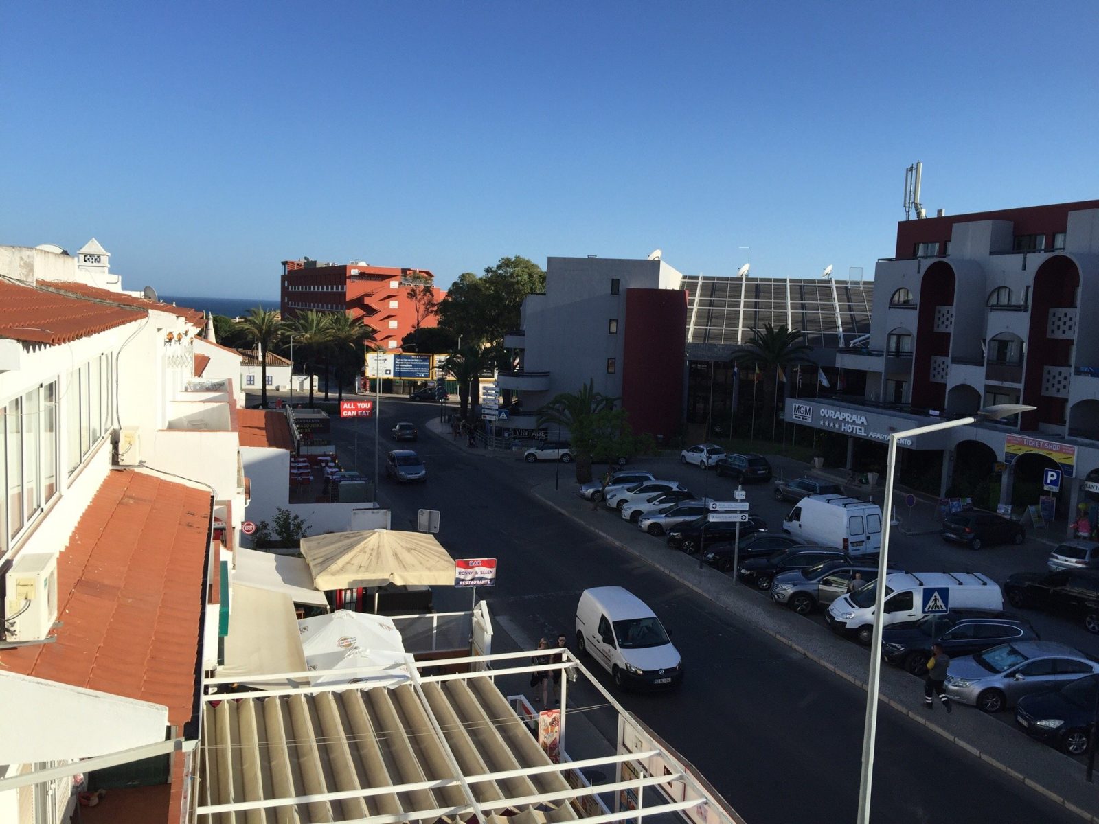 Carruna Apartments