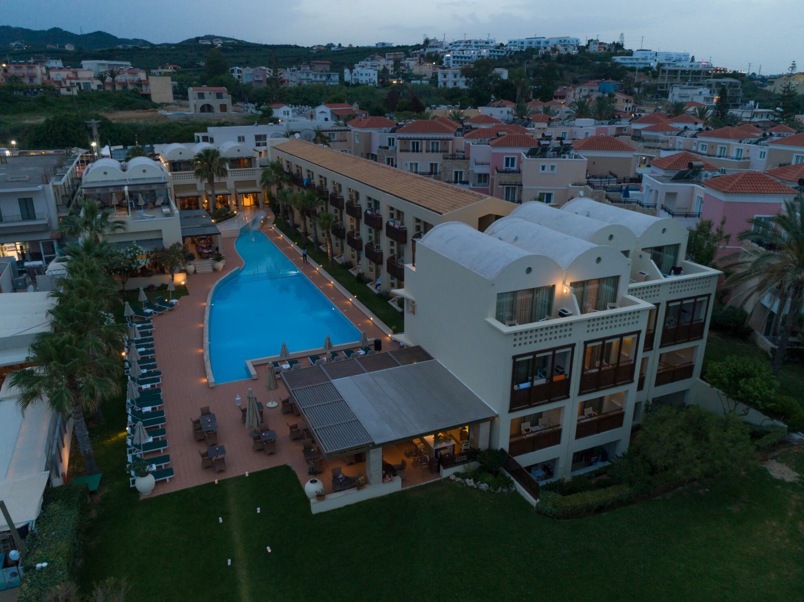 Giannoulis - Santa Marina Plaza