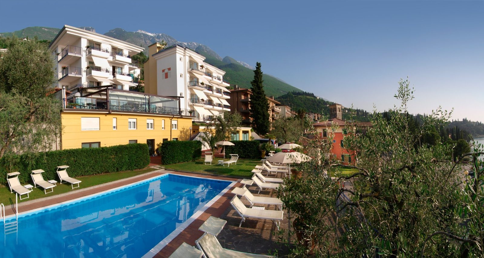 capri hotel malcesine