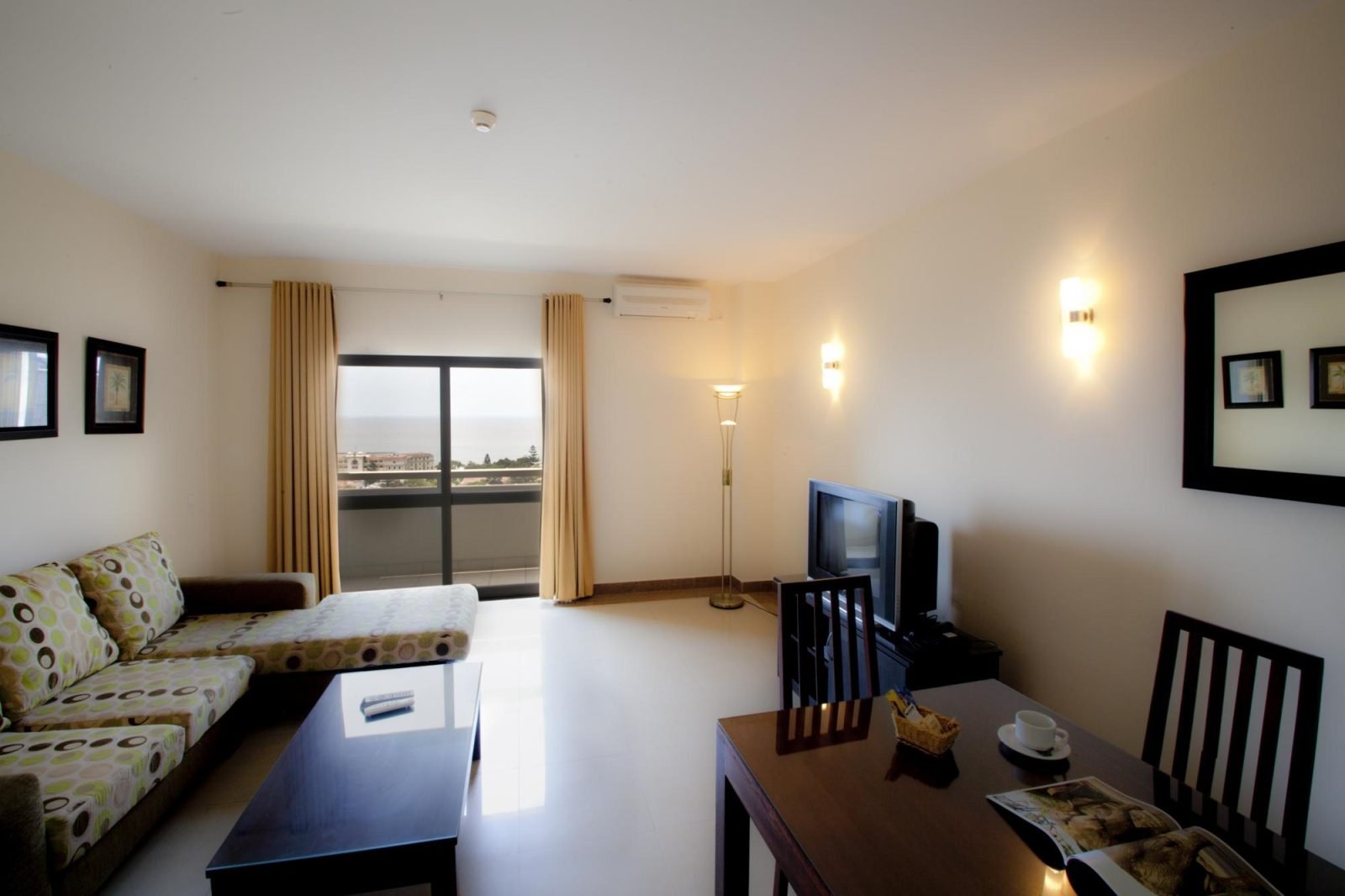 VIP Executive Suites Maputo Hotel