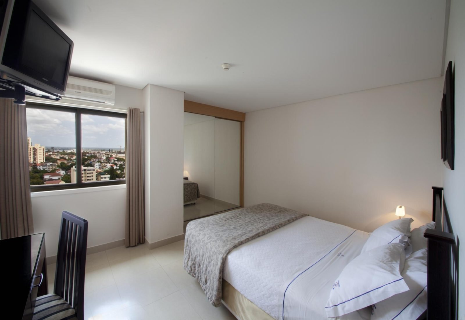 VIP Executive Suites Maputo Hotel