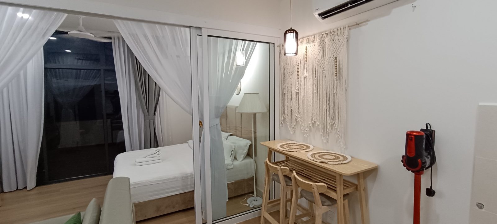 Homesuite' Home at The Shore Kota Kinabalu