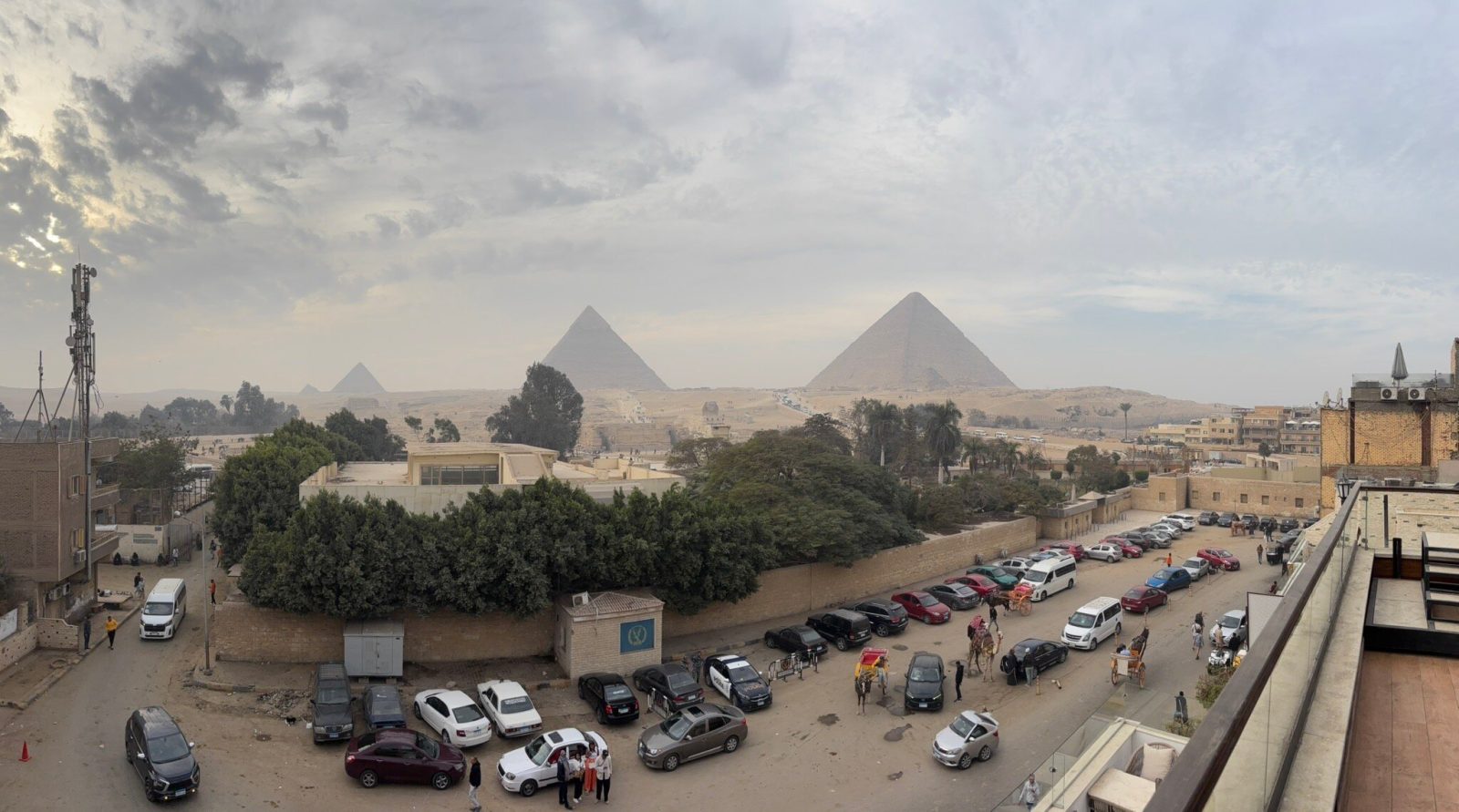 Tree Lounge Pyramids View INN, Sphinx Giza