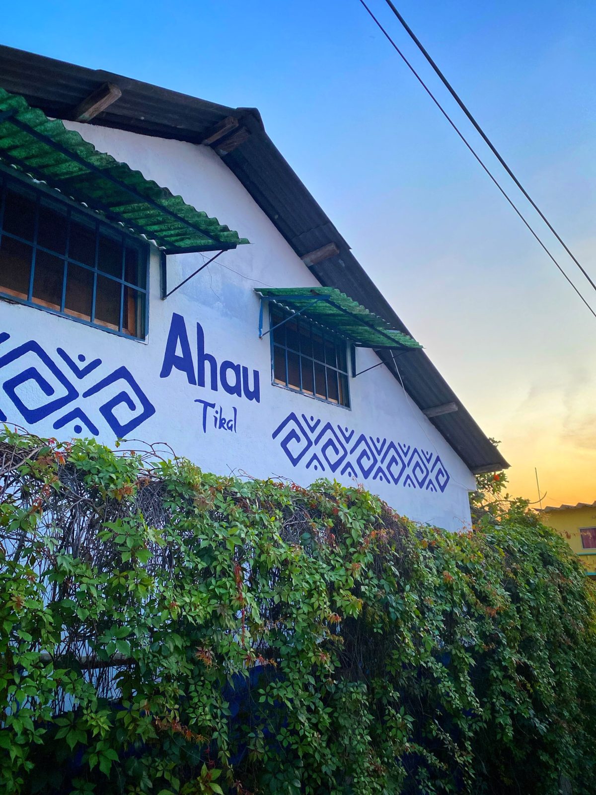 Ahau Tikal