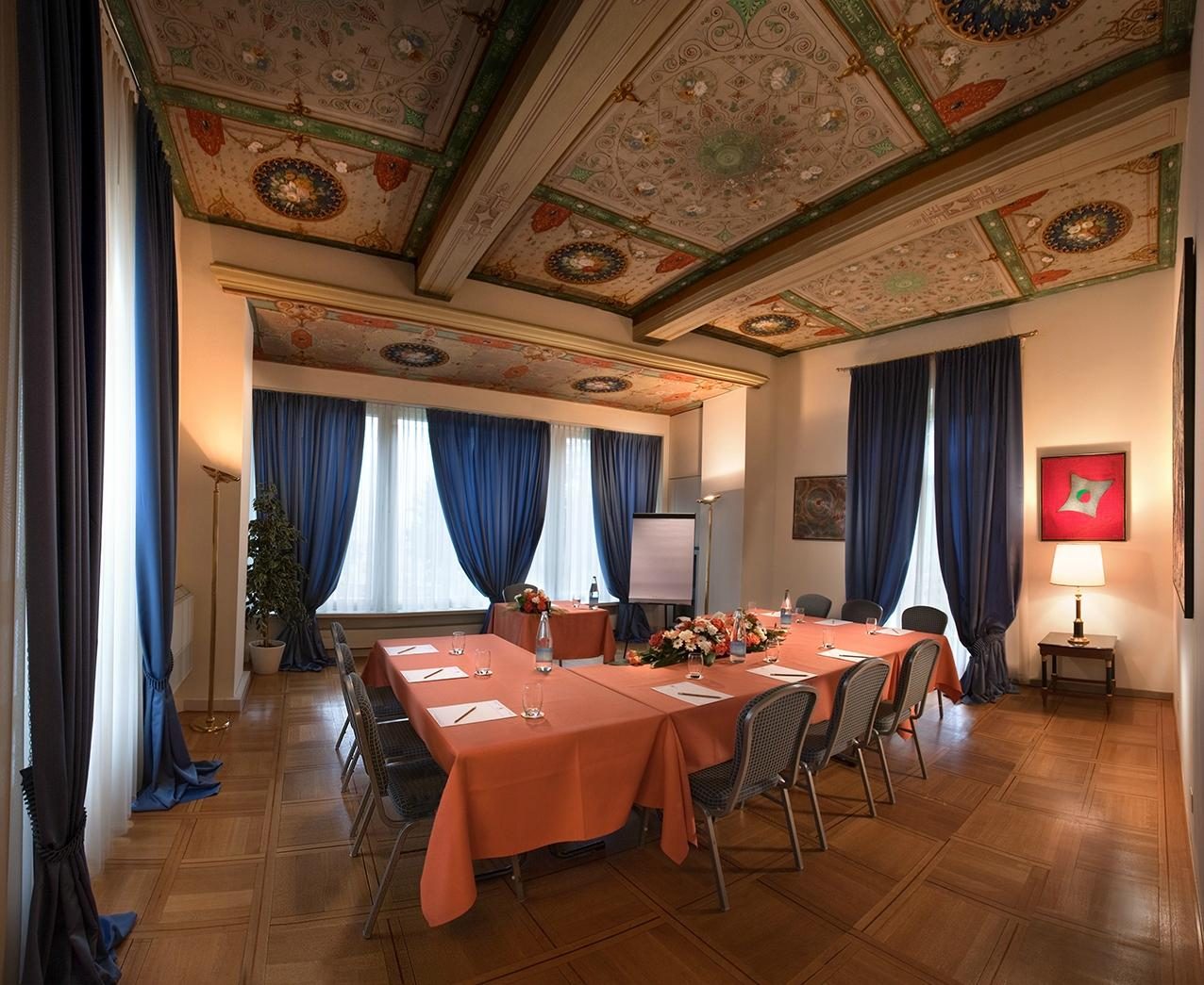 hotel sassa and residence