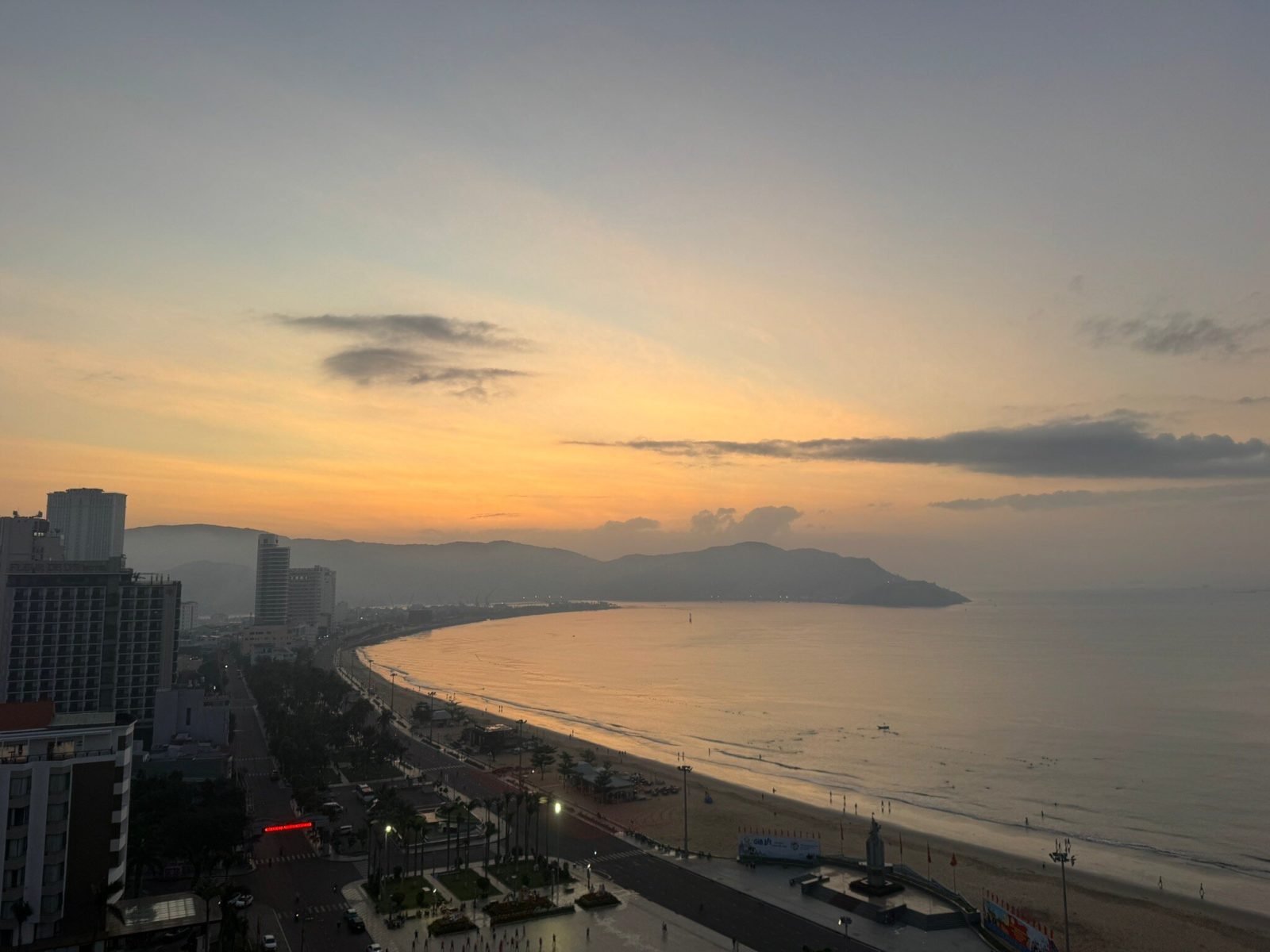 TMS Beachfront Quy Nhon Apartment