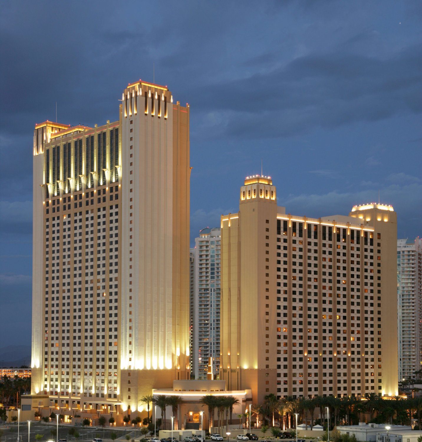 hilton grand vacations suites on the las vegas strip hotel las vegas