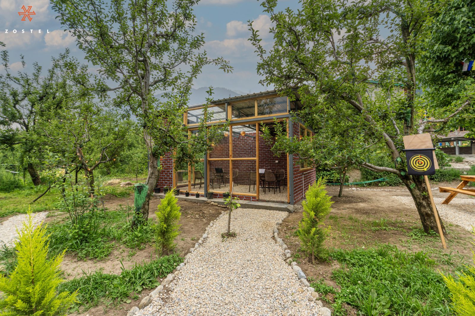 Zostel Old Manali (goshal Road)