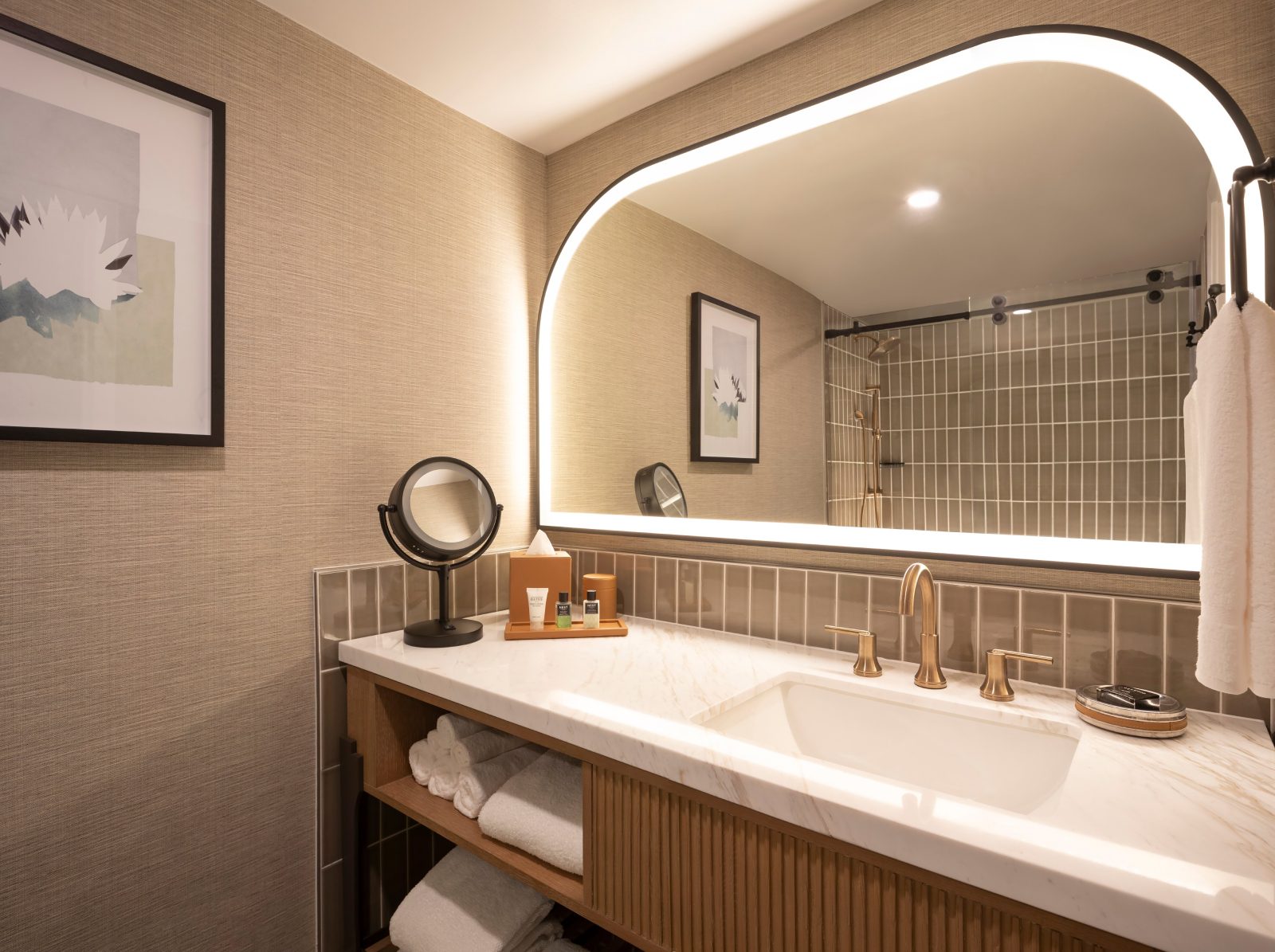 The Scottsdale Resort And Spa, Curio Collection By Hilton