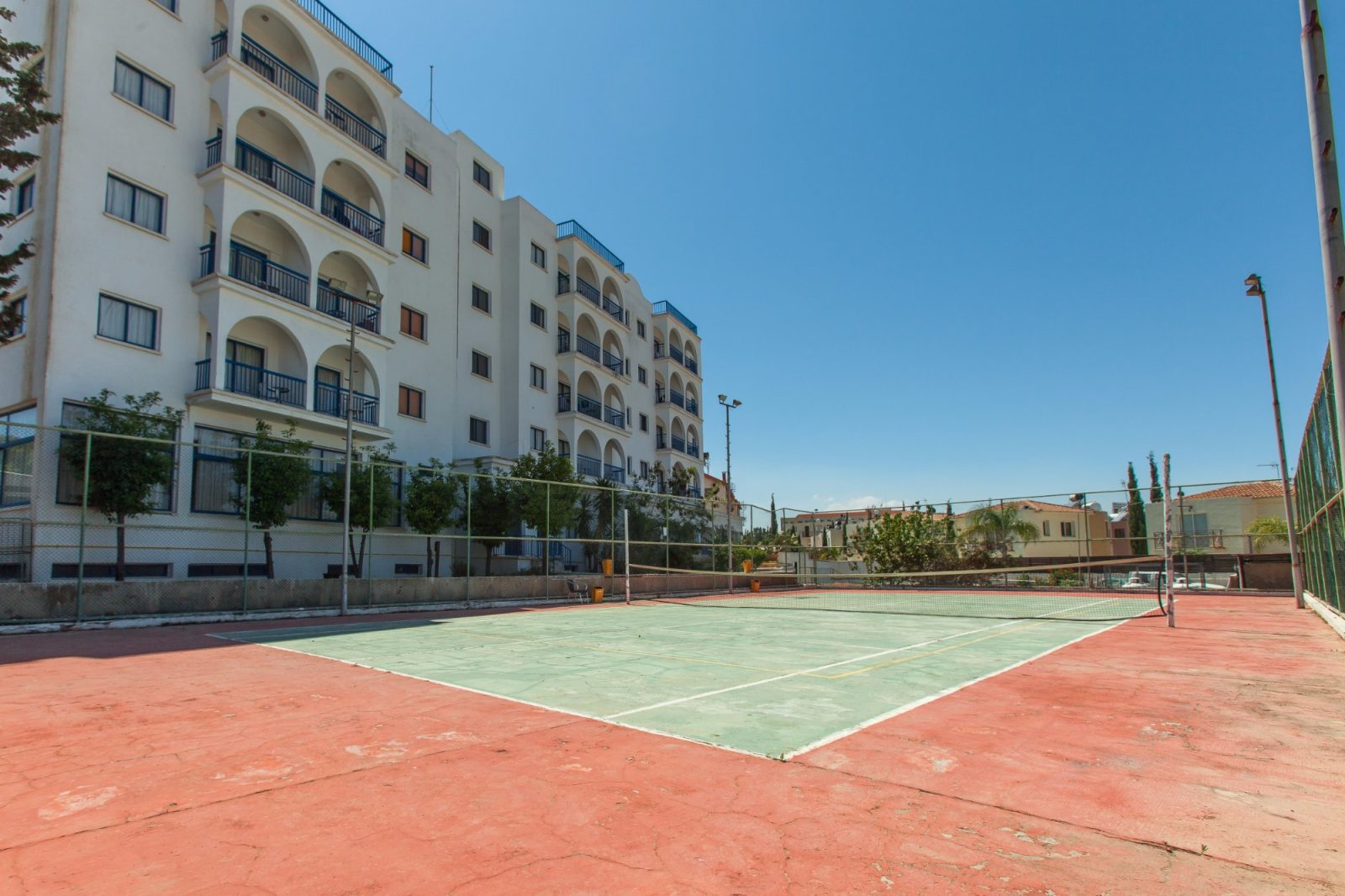 crown resort elamaris
