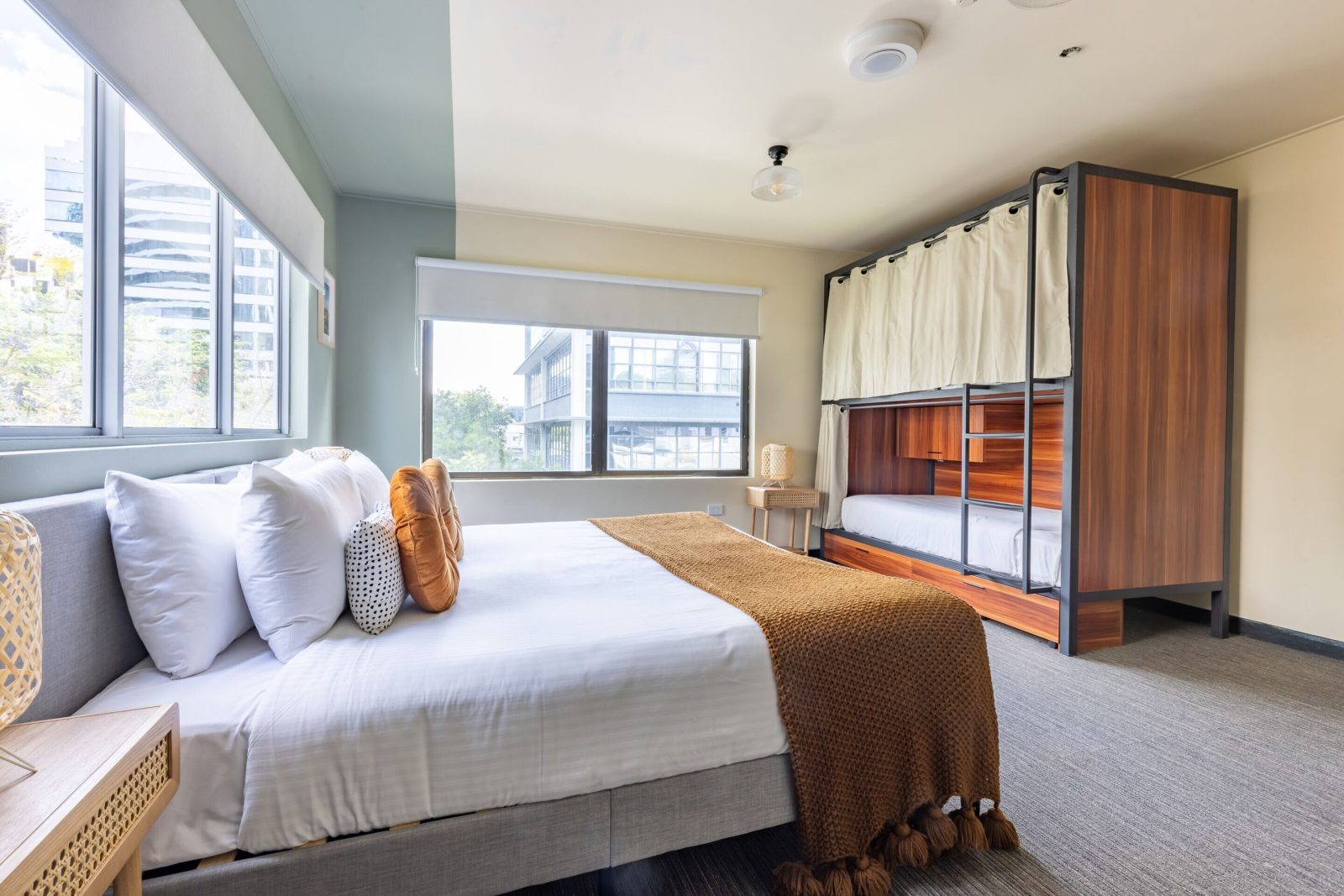 tinbilly travellers hotel brisbane