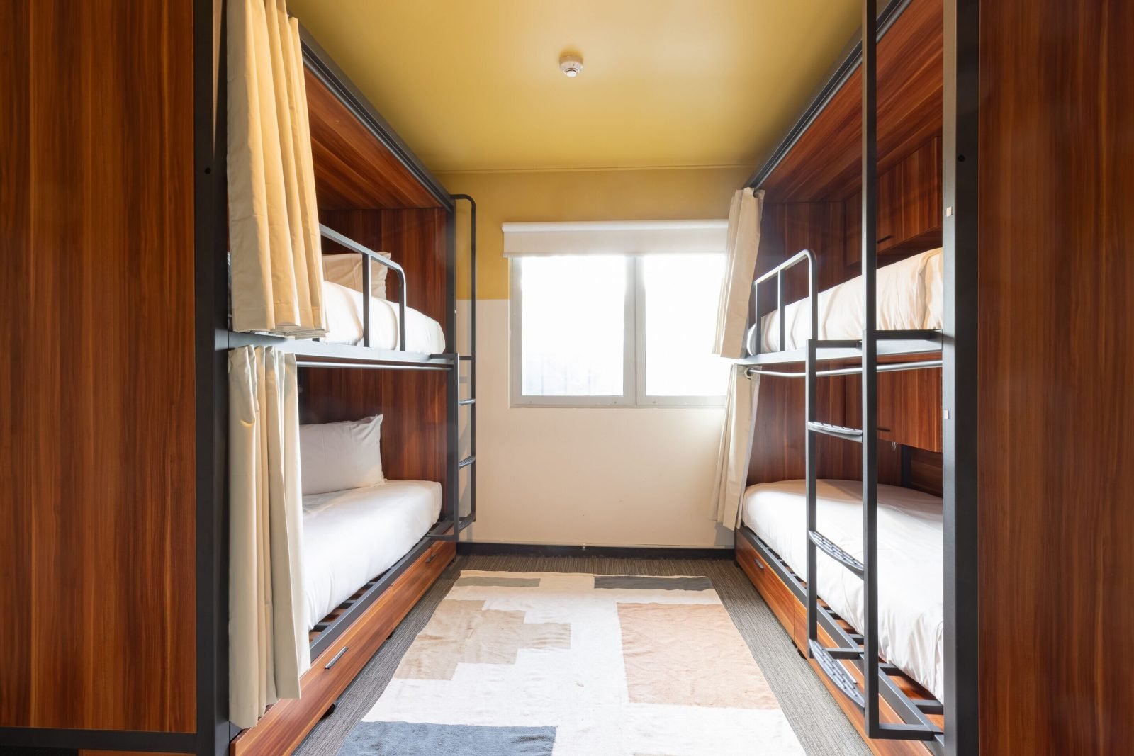 tinbilly travellers hotel brisbane