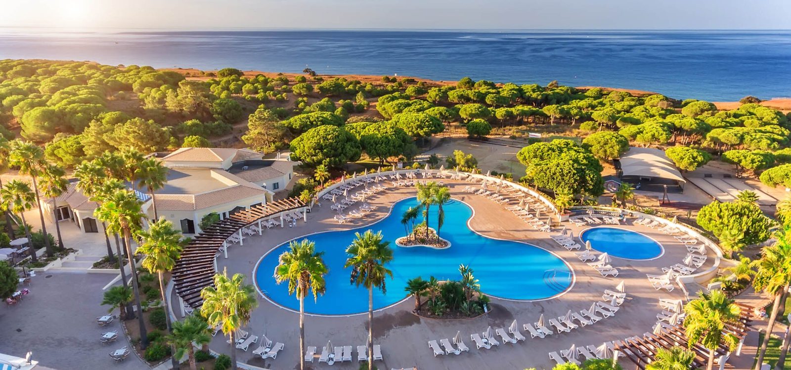 aquamarina beach hotel
