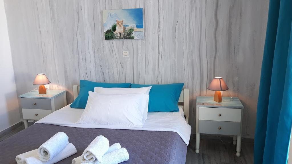 athina studios paros