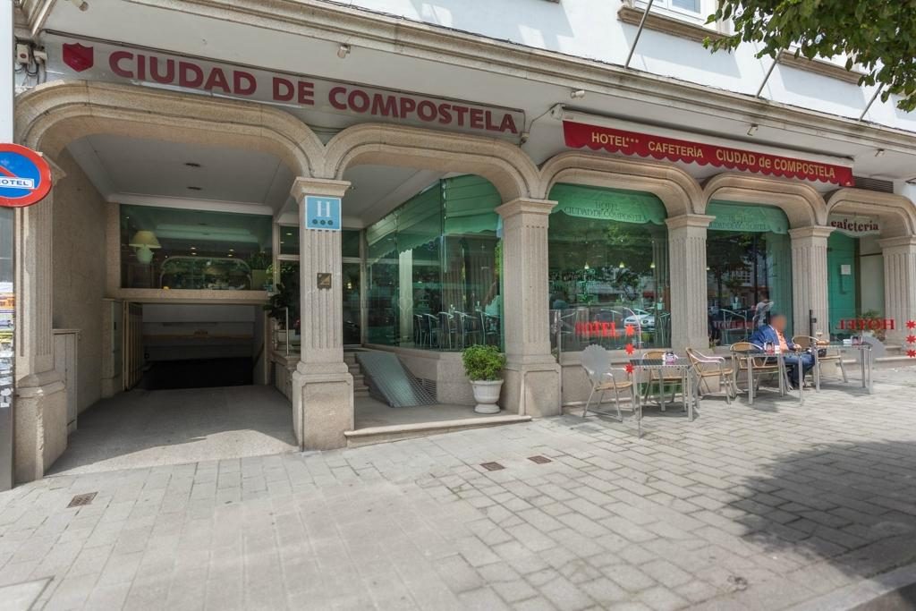 husa ciudad de compostela santiago