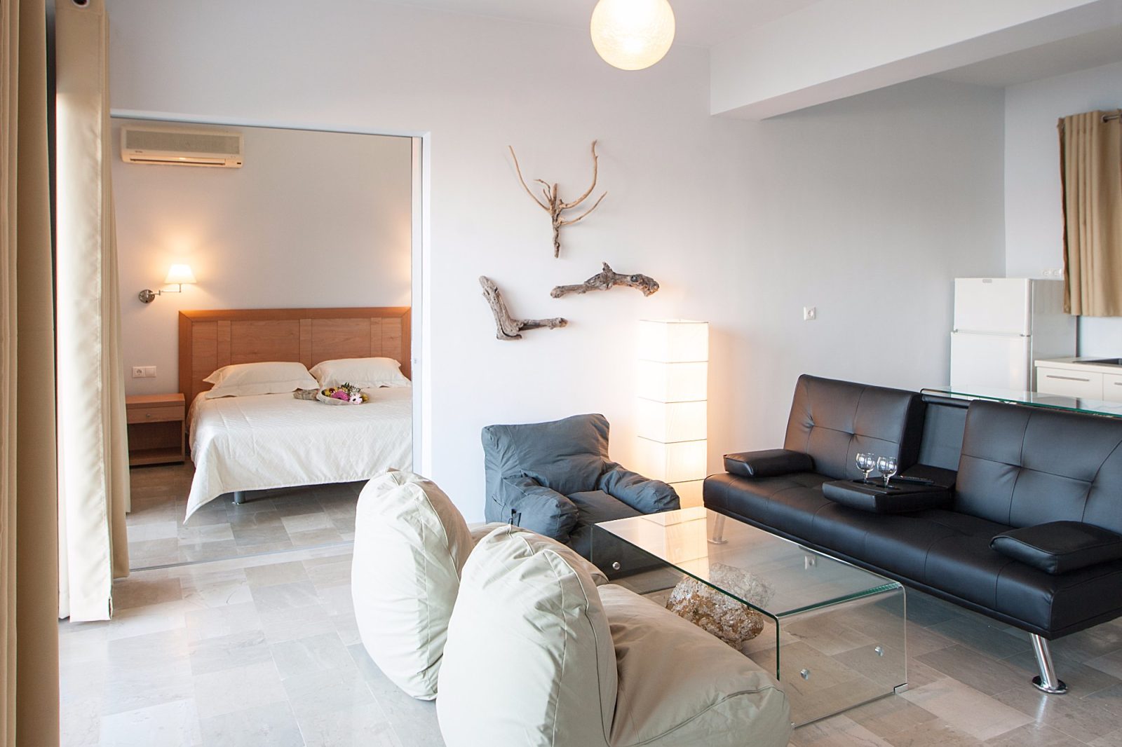 Vassilias Beach Hotel