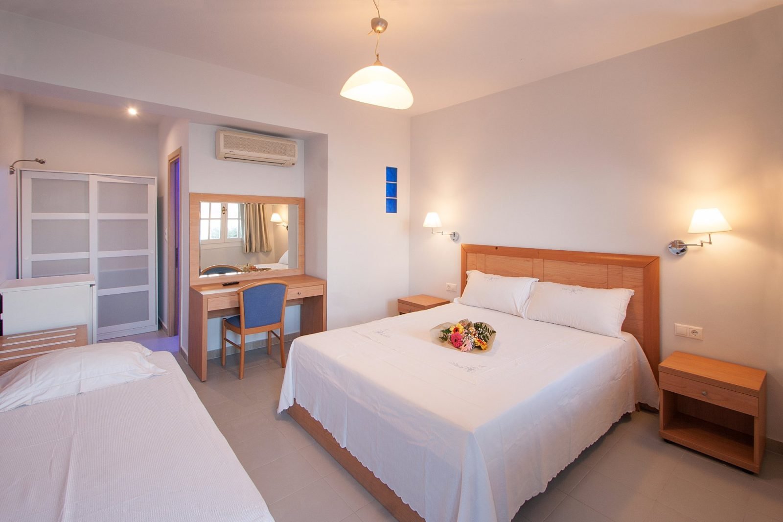 Vassilias Beach Hotel